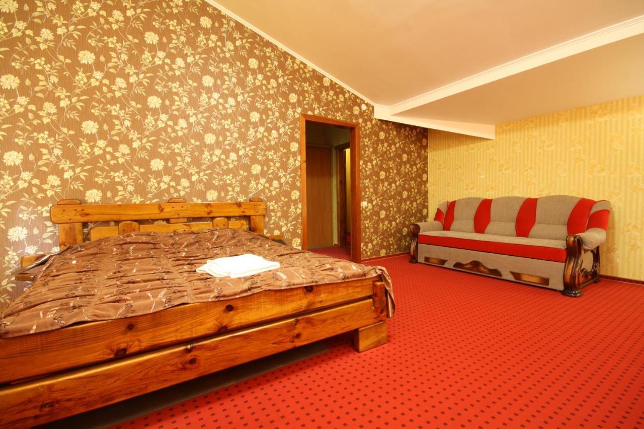 Chagari Hotel Lypnyky Экстерьер фото